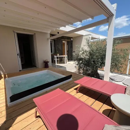 Holiday home Al Borgo 02 Luxury Suites In Sardinia *